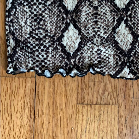 Snake Print Top - Picture 3 of 3